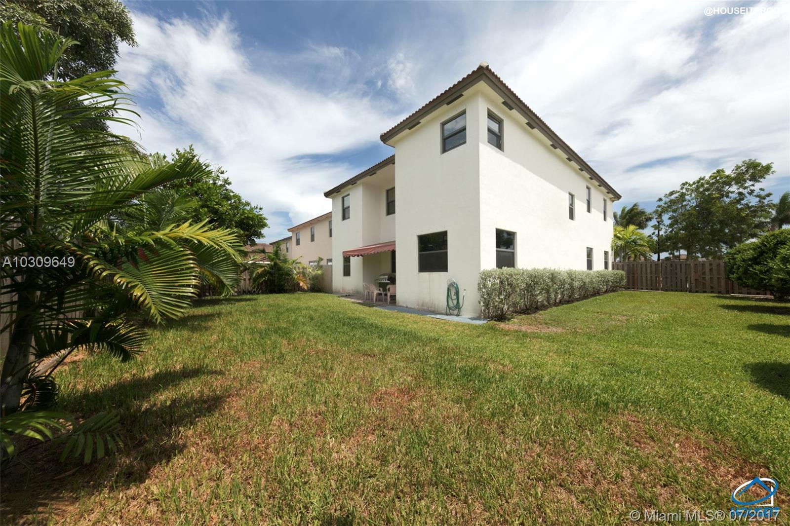 ENCLAVE AT BLACK POINT MA - Residential