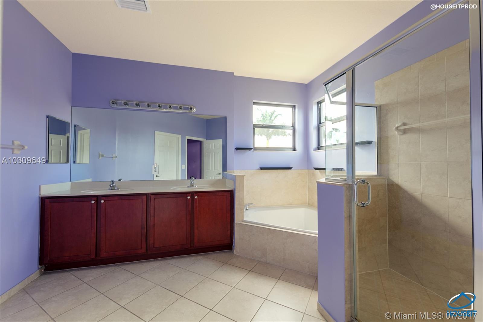 ENCLAVE AT BLACK POINT MA - Residential