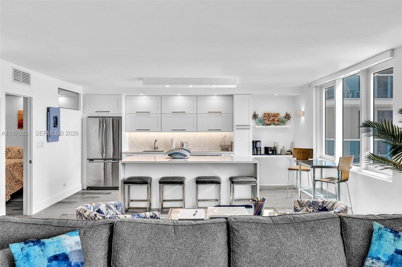 RONEY PALACE CONDO - Residential