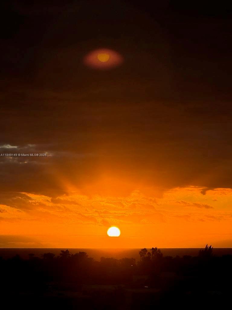 WATERVIEW CONDO - Residential