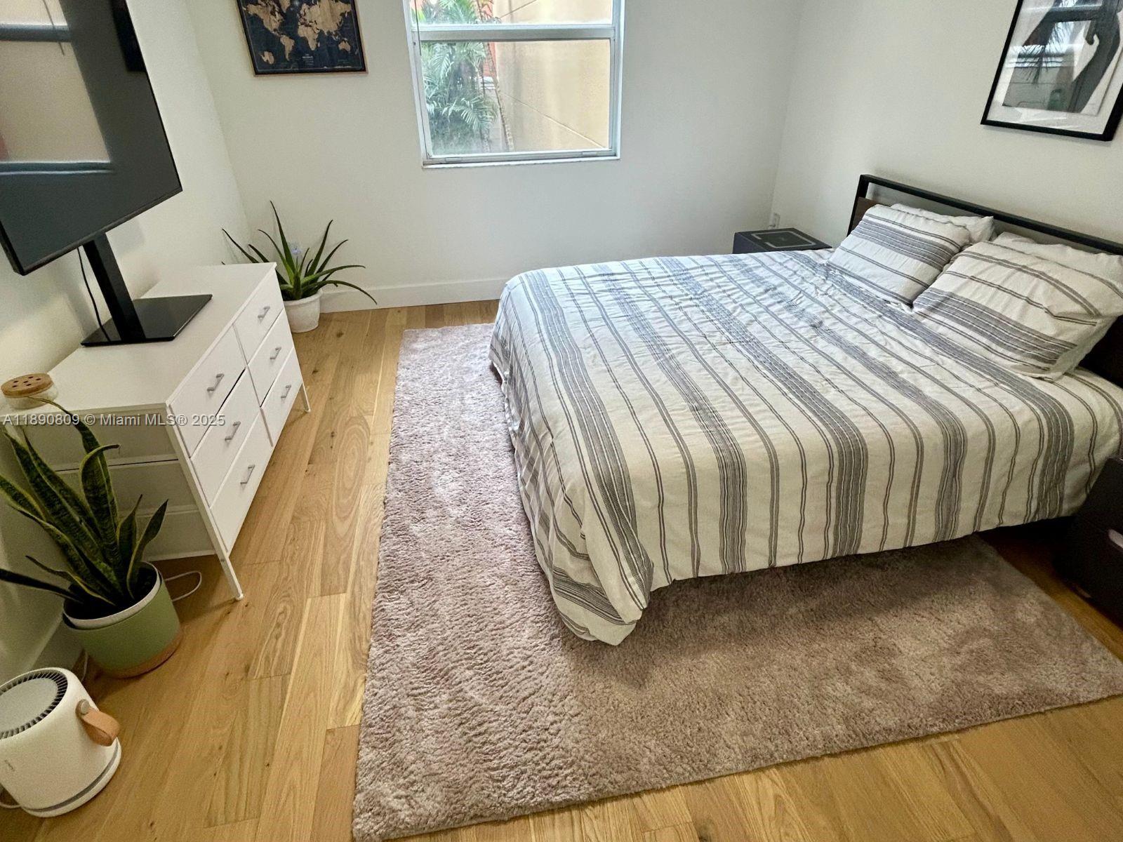 PORTO BELLAGIO CONDO - Residential