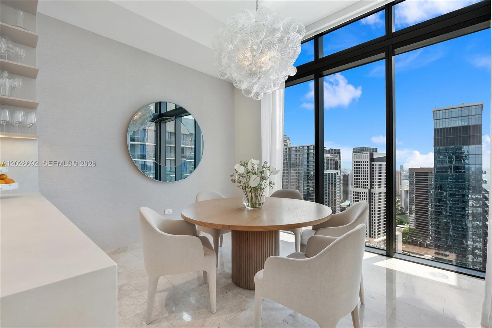 RISE CONDO - Residential