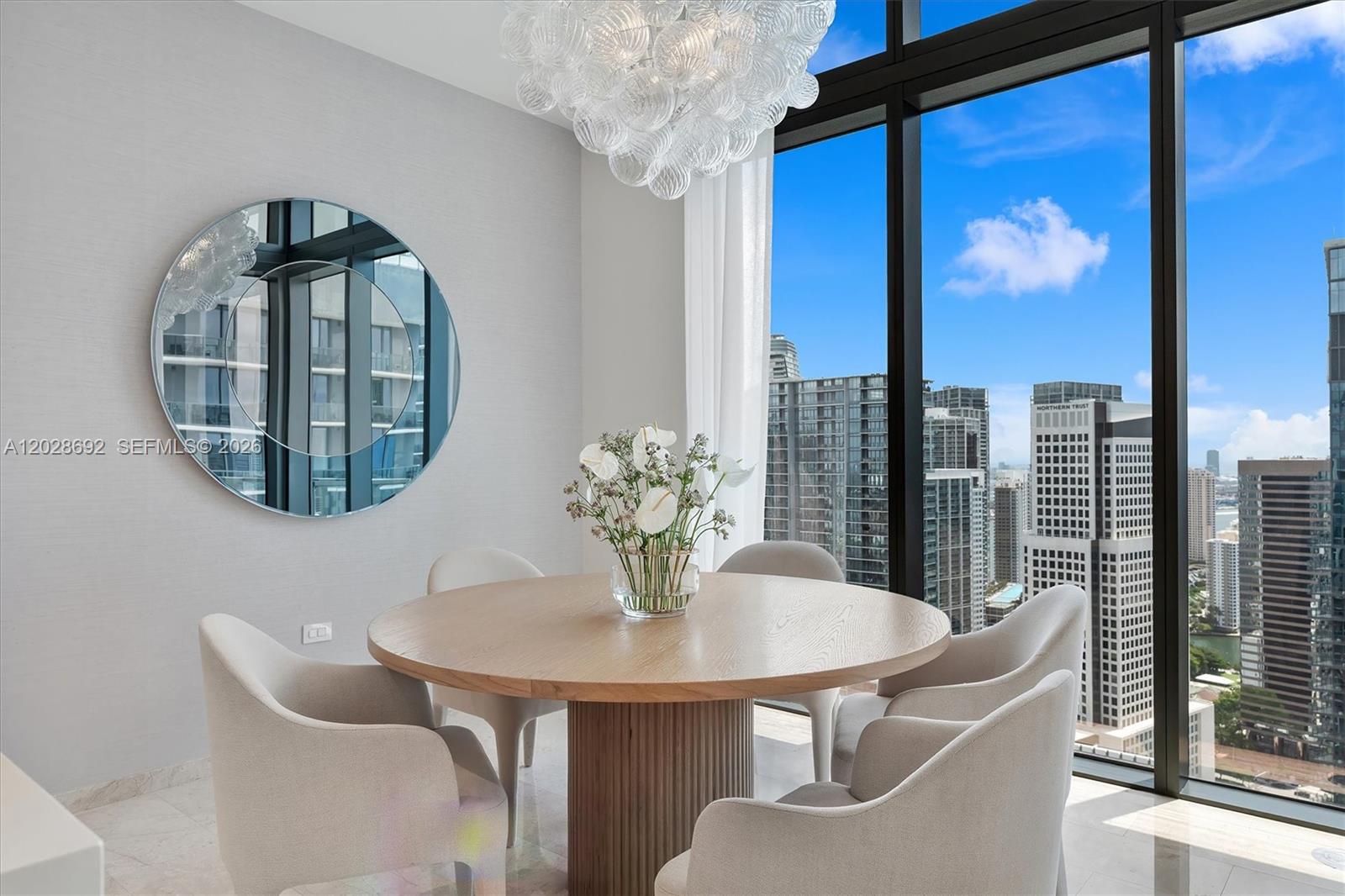 RISE CONDO - Residential