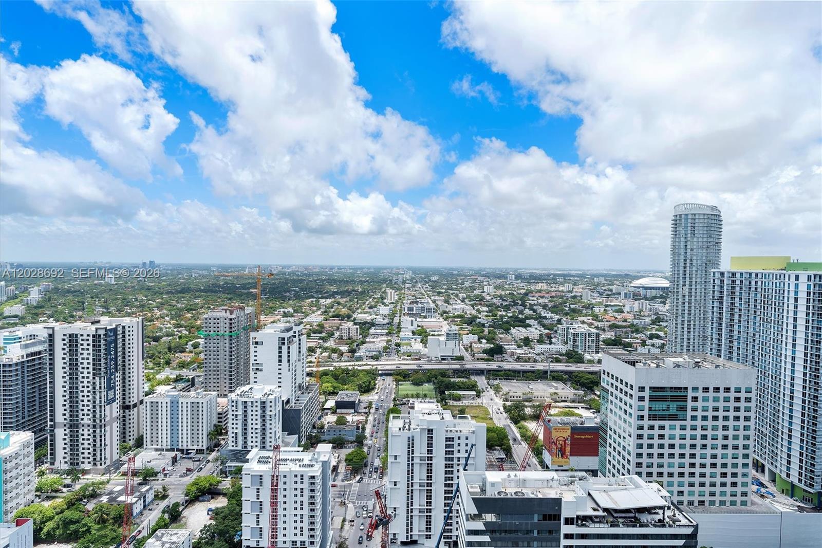 RISE CONDO - Residential