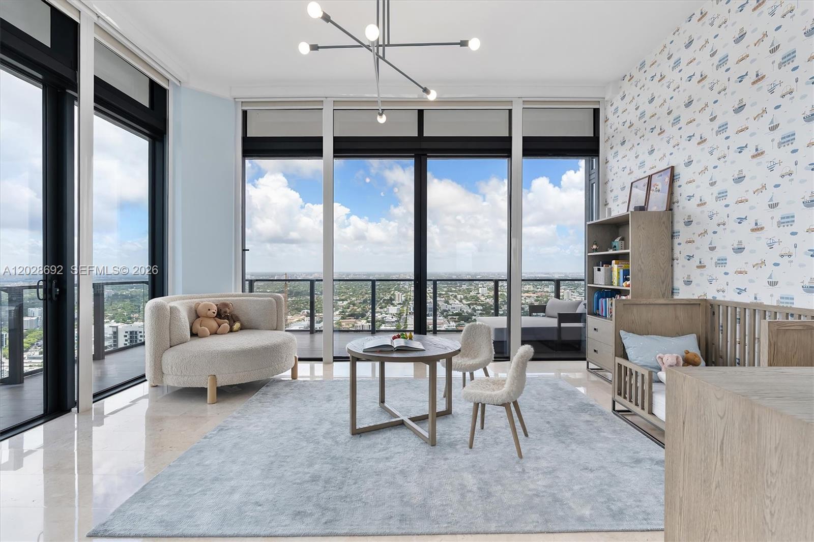 RISE CONDO - Residential