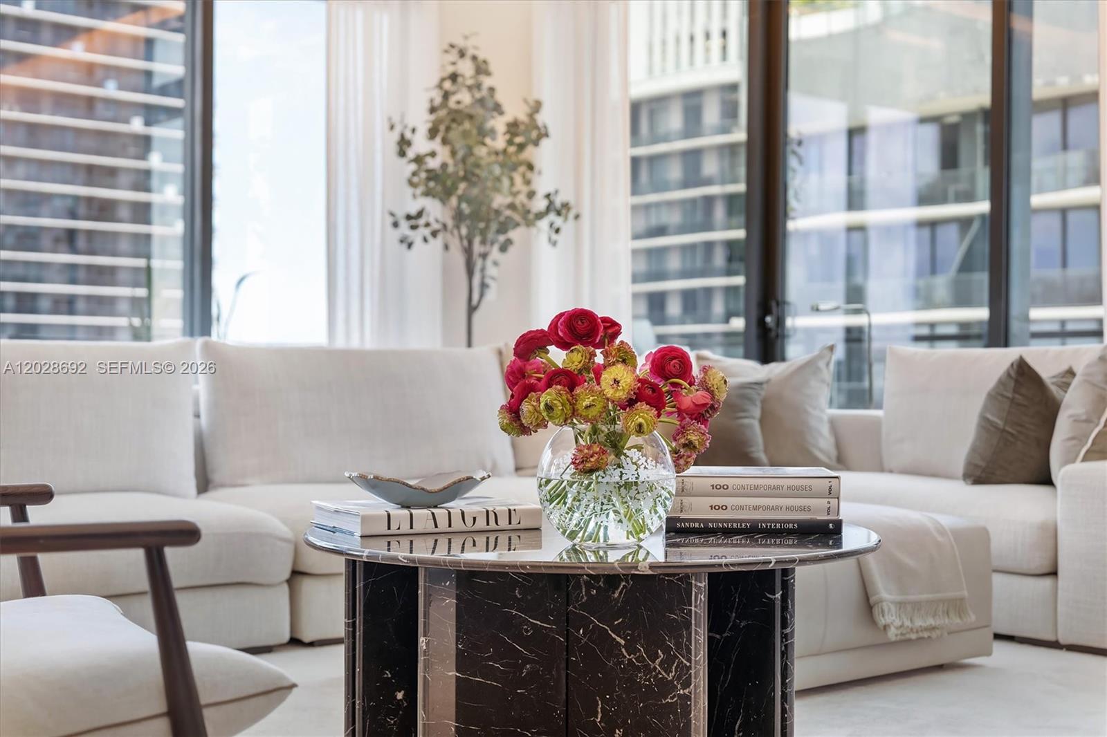 RISE CONDO - Residential