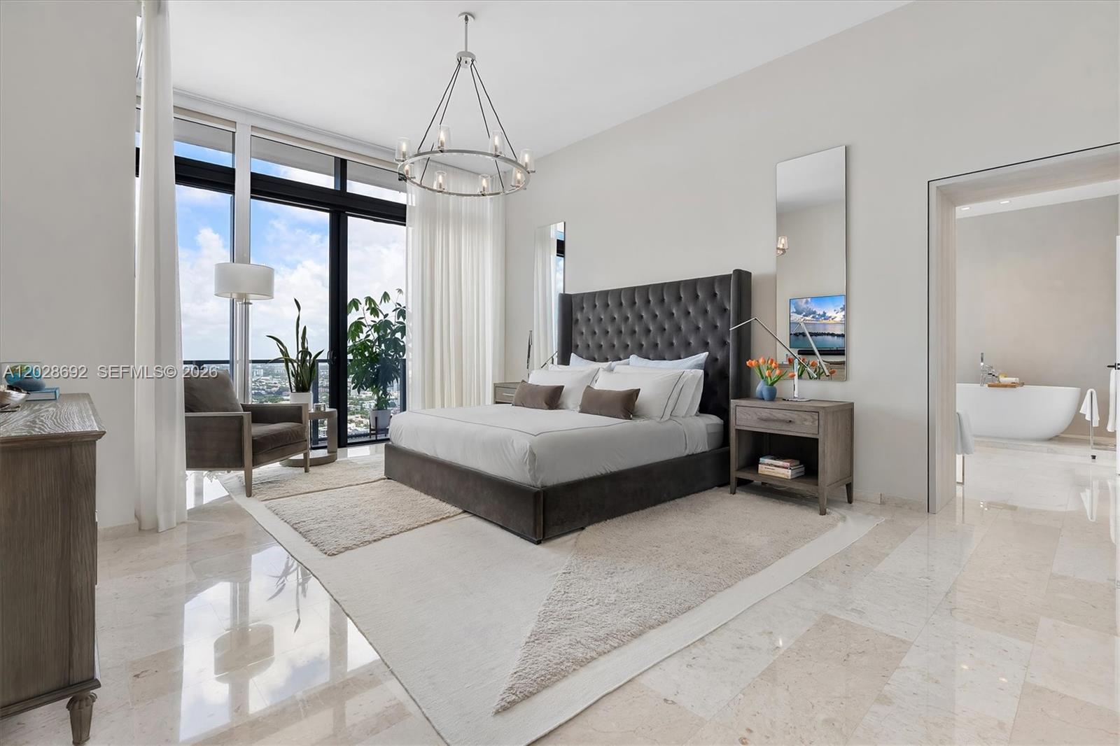 RISE CONDO - Residential