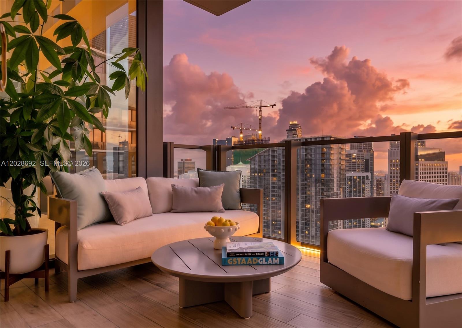 RISE CONDO - Residential