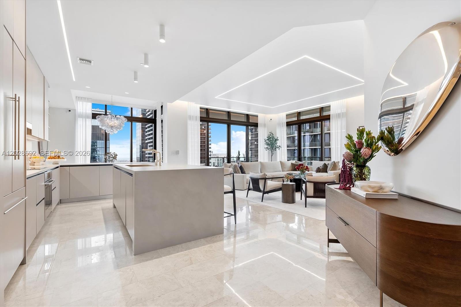 RISE CONDO - Residential