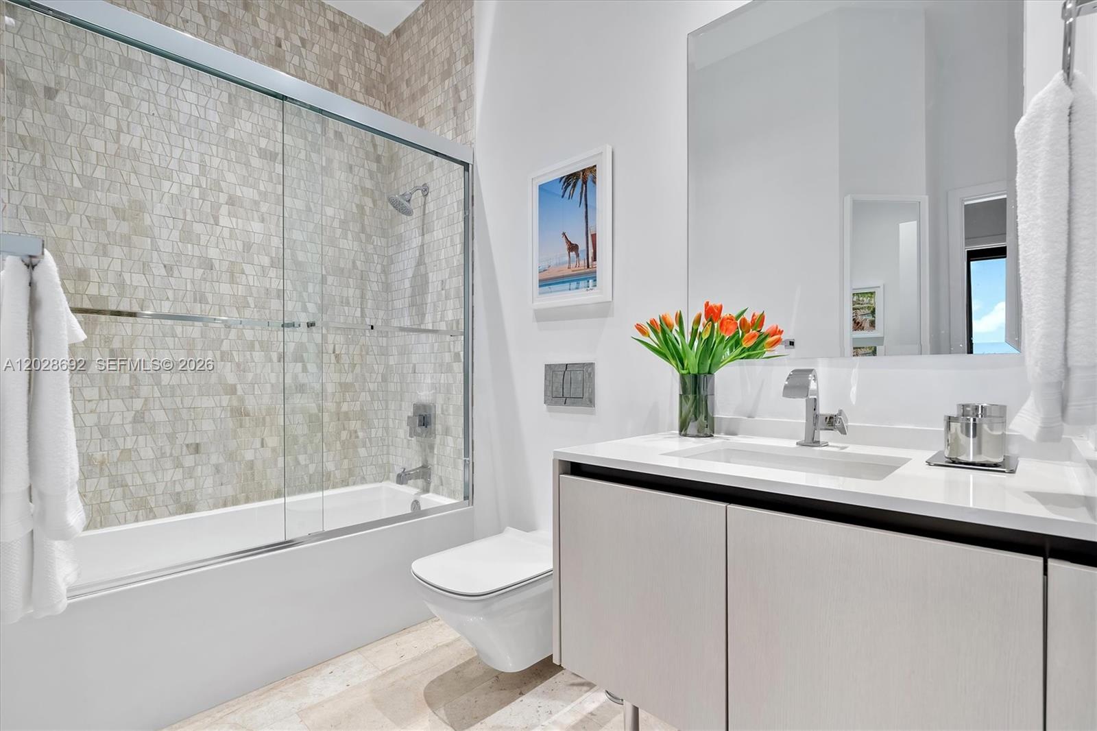 RISE CONDO - Residential
