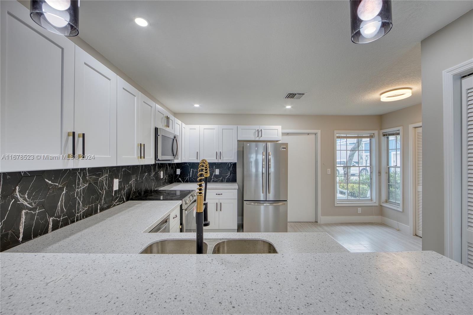 VILLAS OF OCEAN DUNES - Residential