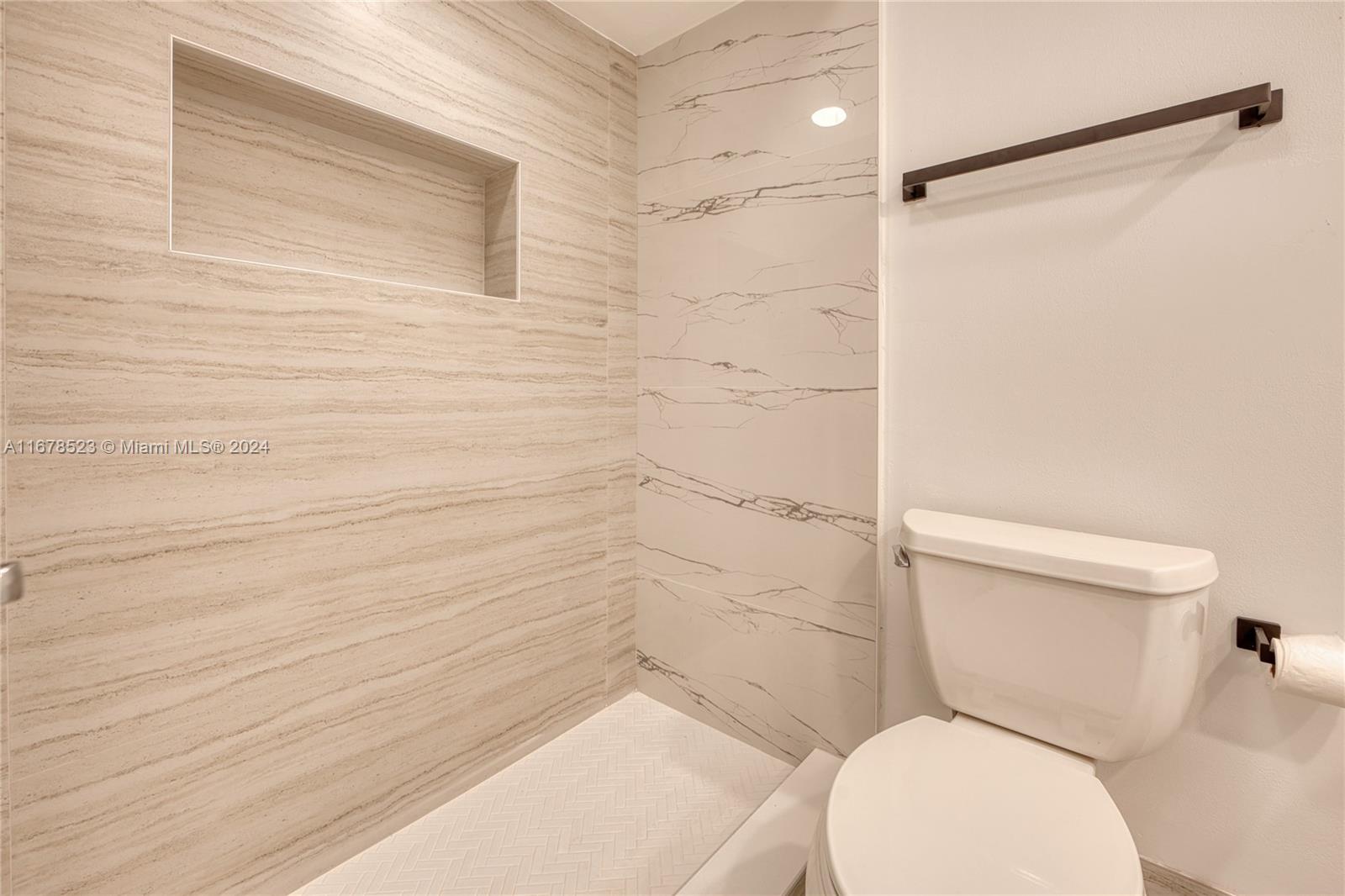 VILLAS OF OCEAN DUNES - Residential