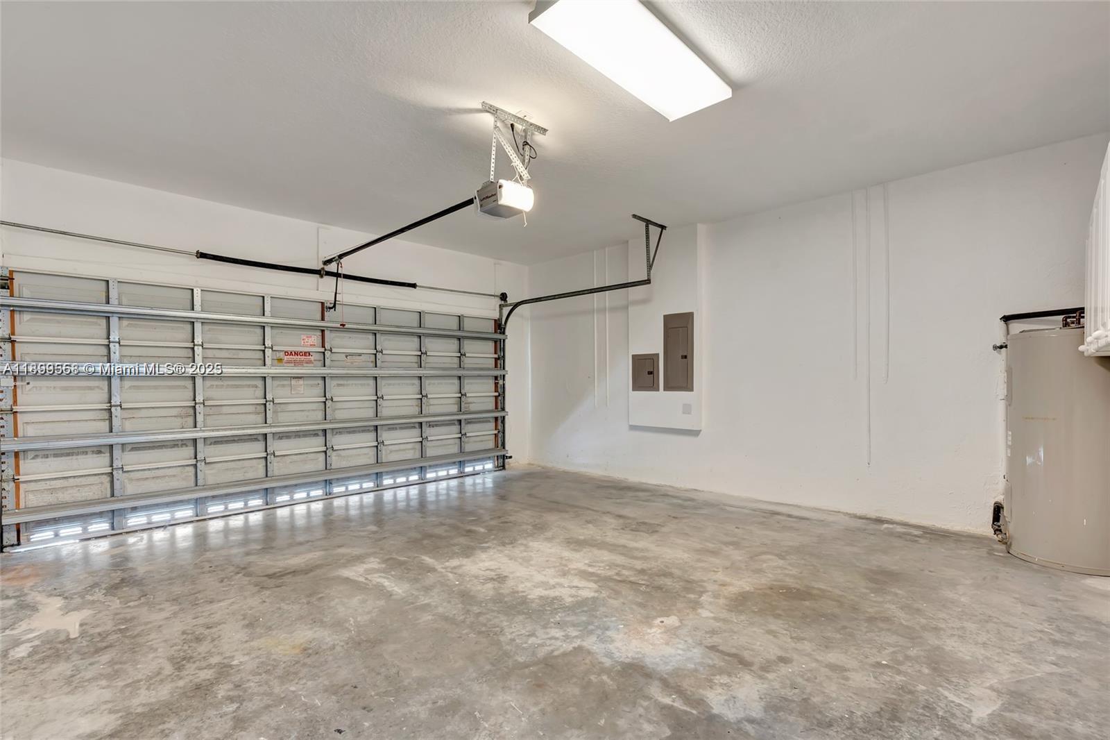 Weston Hills - SECTOR 7 - Residential Lease