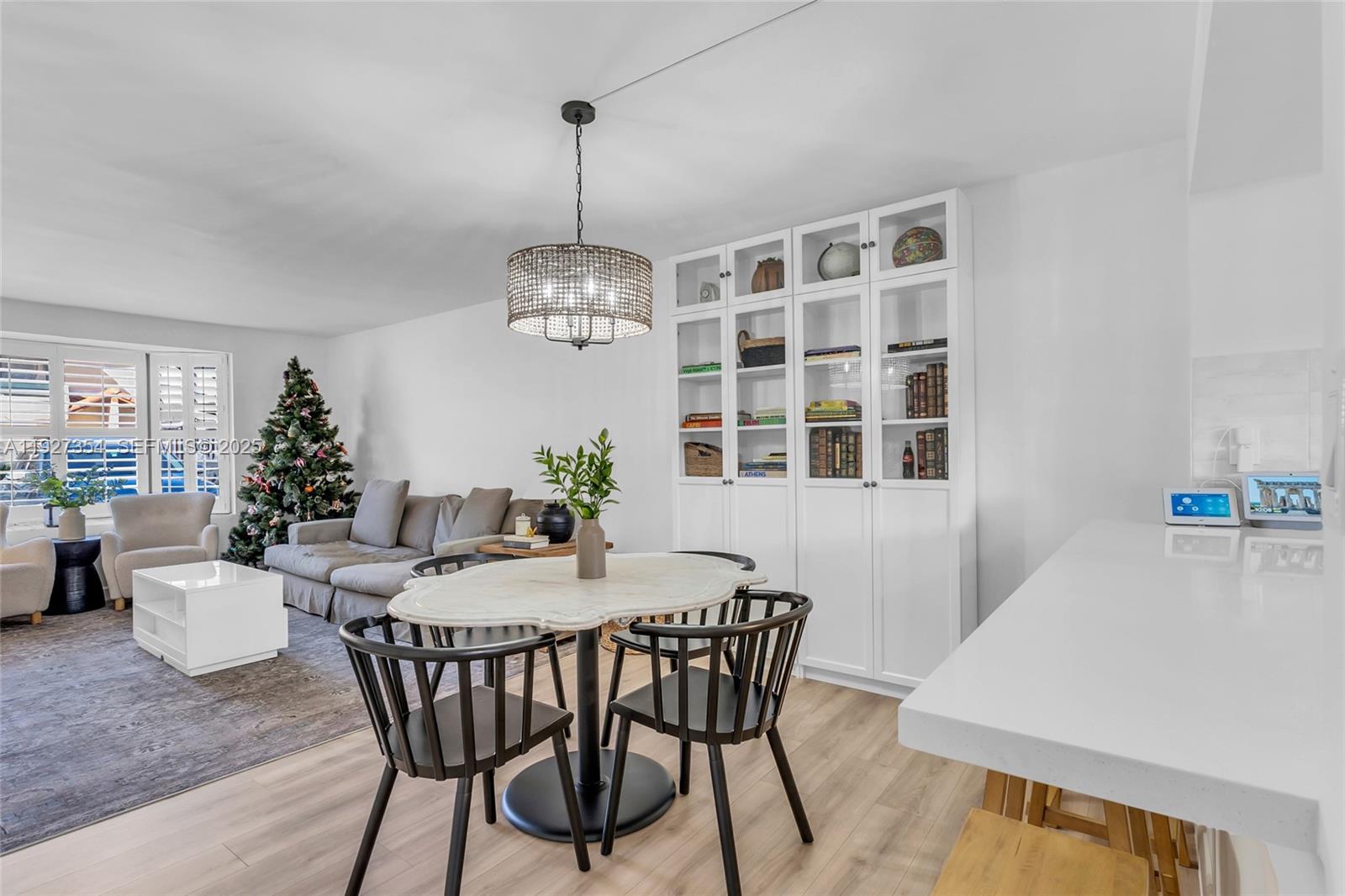 DADELAND COVE SEC 1 - Residential