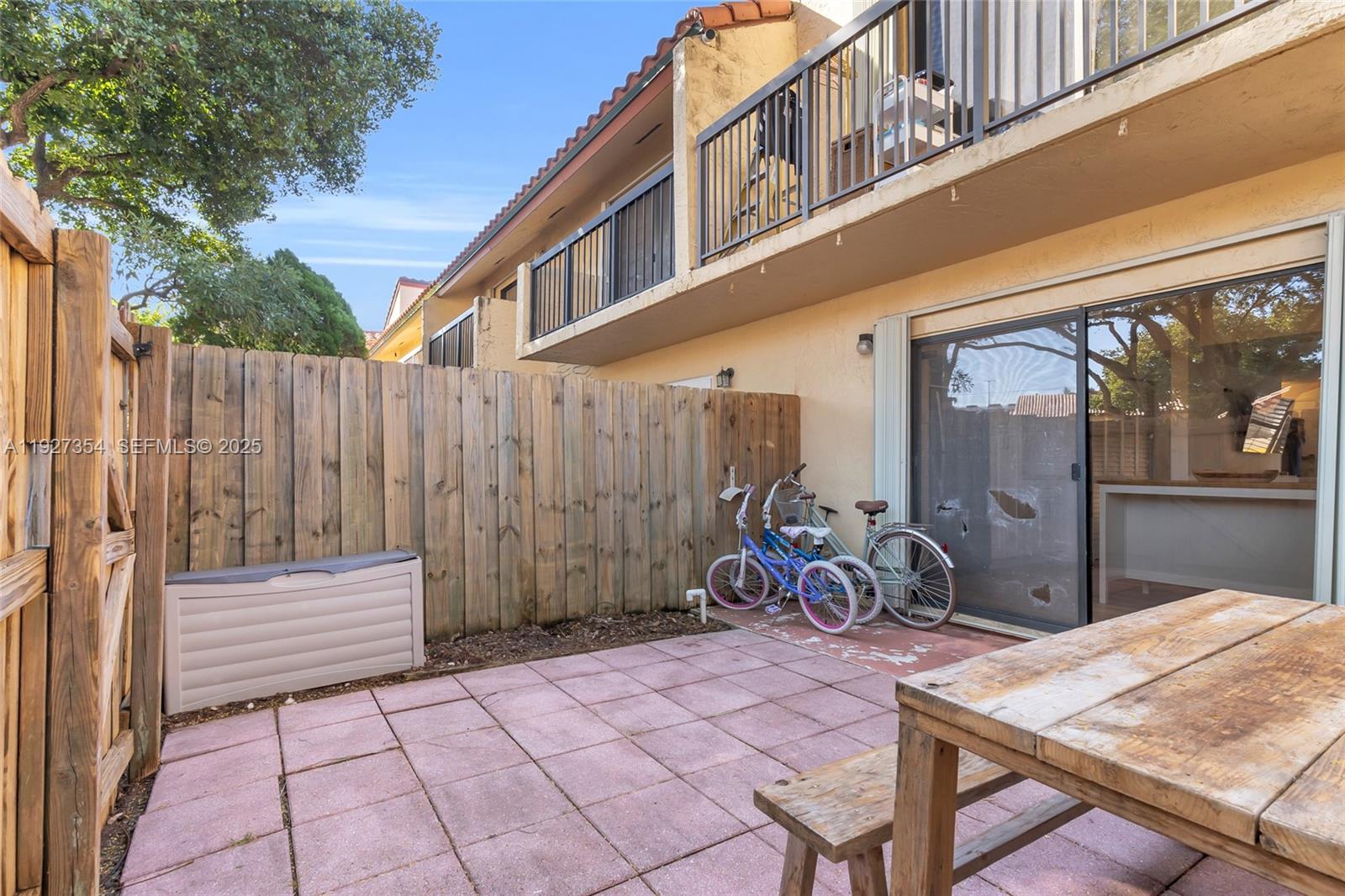 DADELAND COVE SEC 1 - Residential