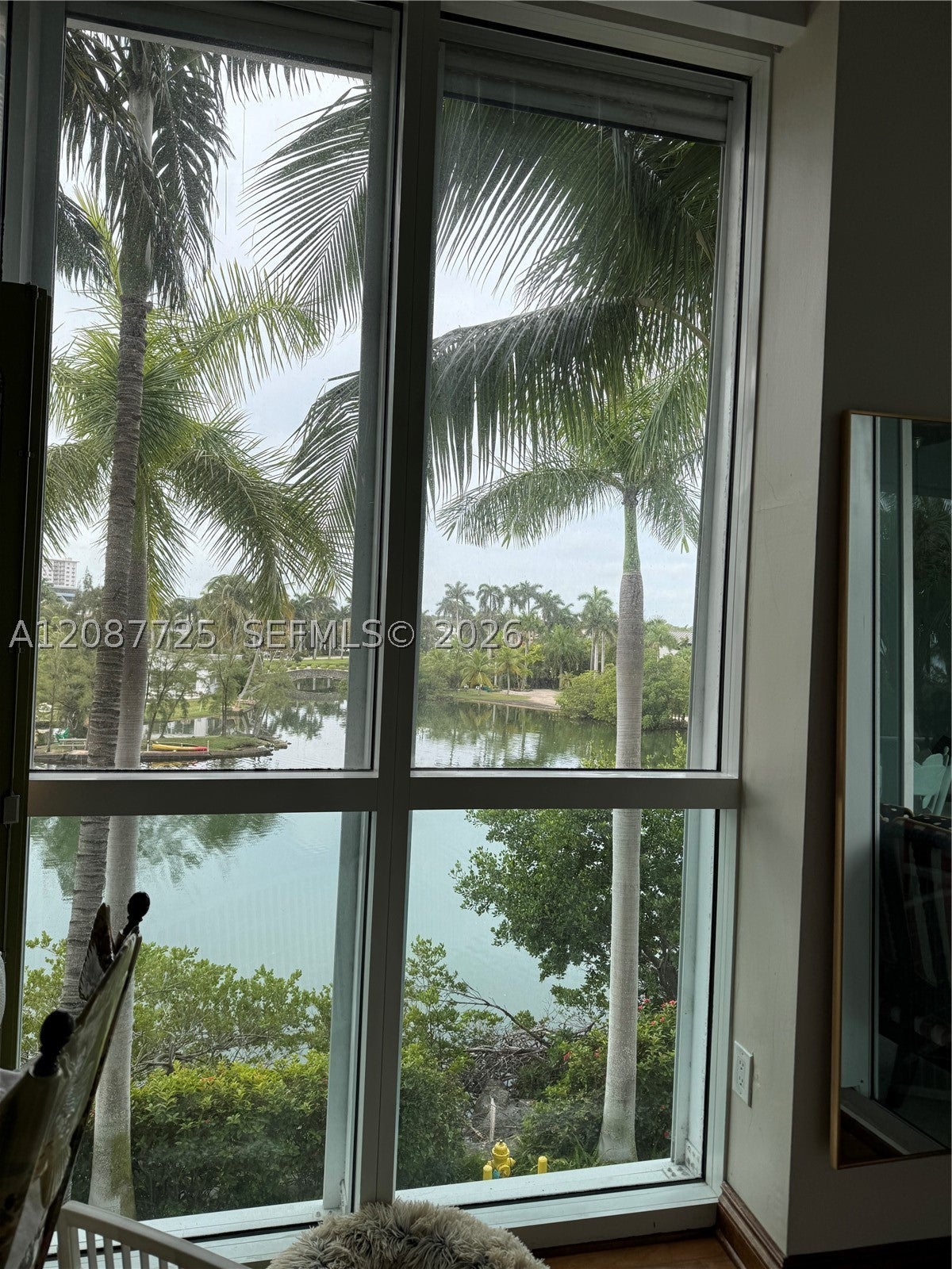 16500 Collins Ave 255
