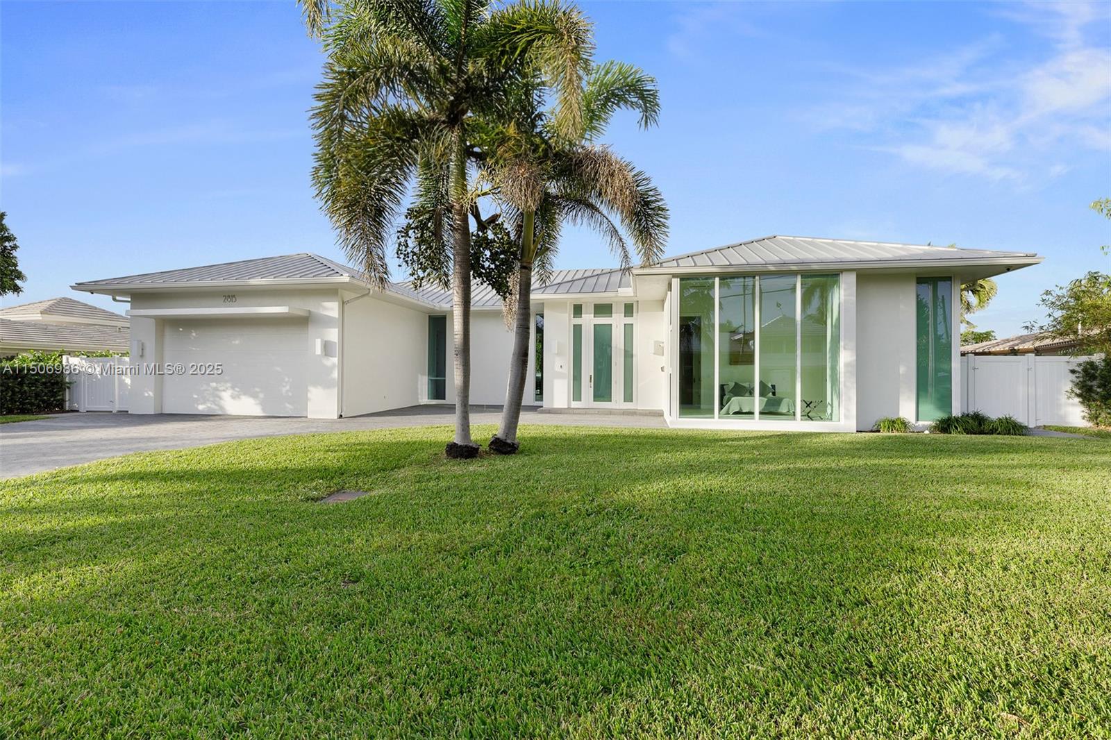 Property for Sale at 2815 Ne 26th Pl, Fort Lauderdale, Broward County, Florida - Bedrooms: 3 
Bathrooms: 3  - $5,649,000