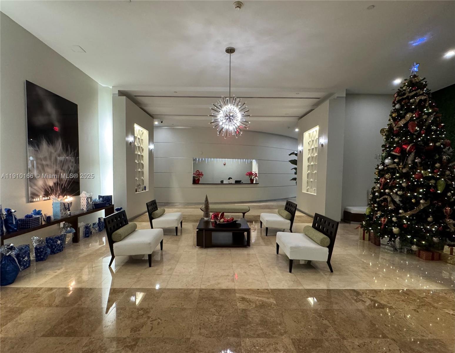 METROPOLIS I AT DADELAND - Residential