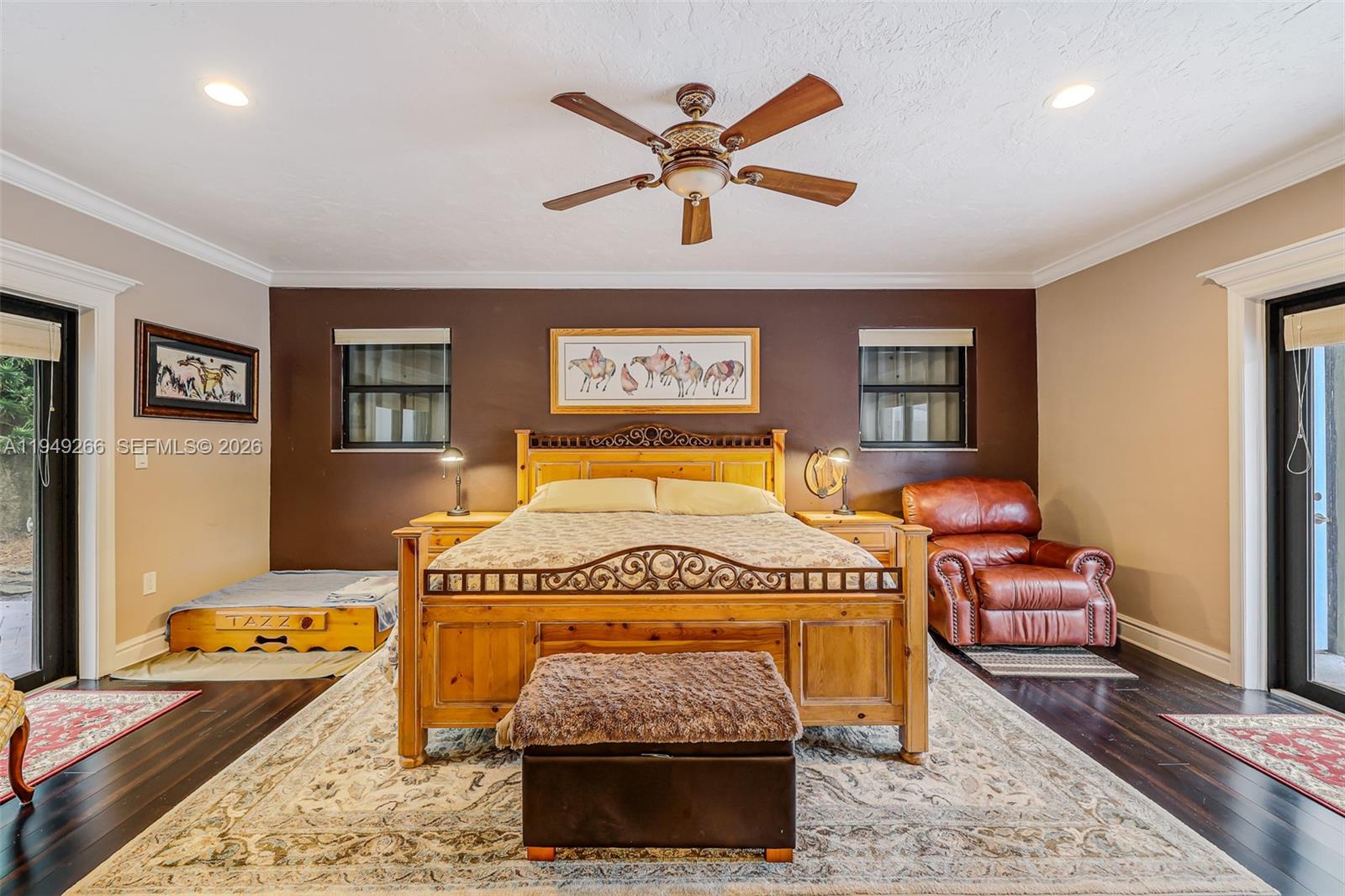 Redland SFH 5 acres - Residential