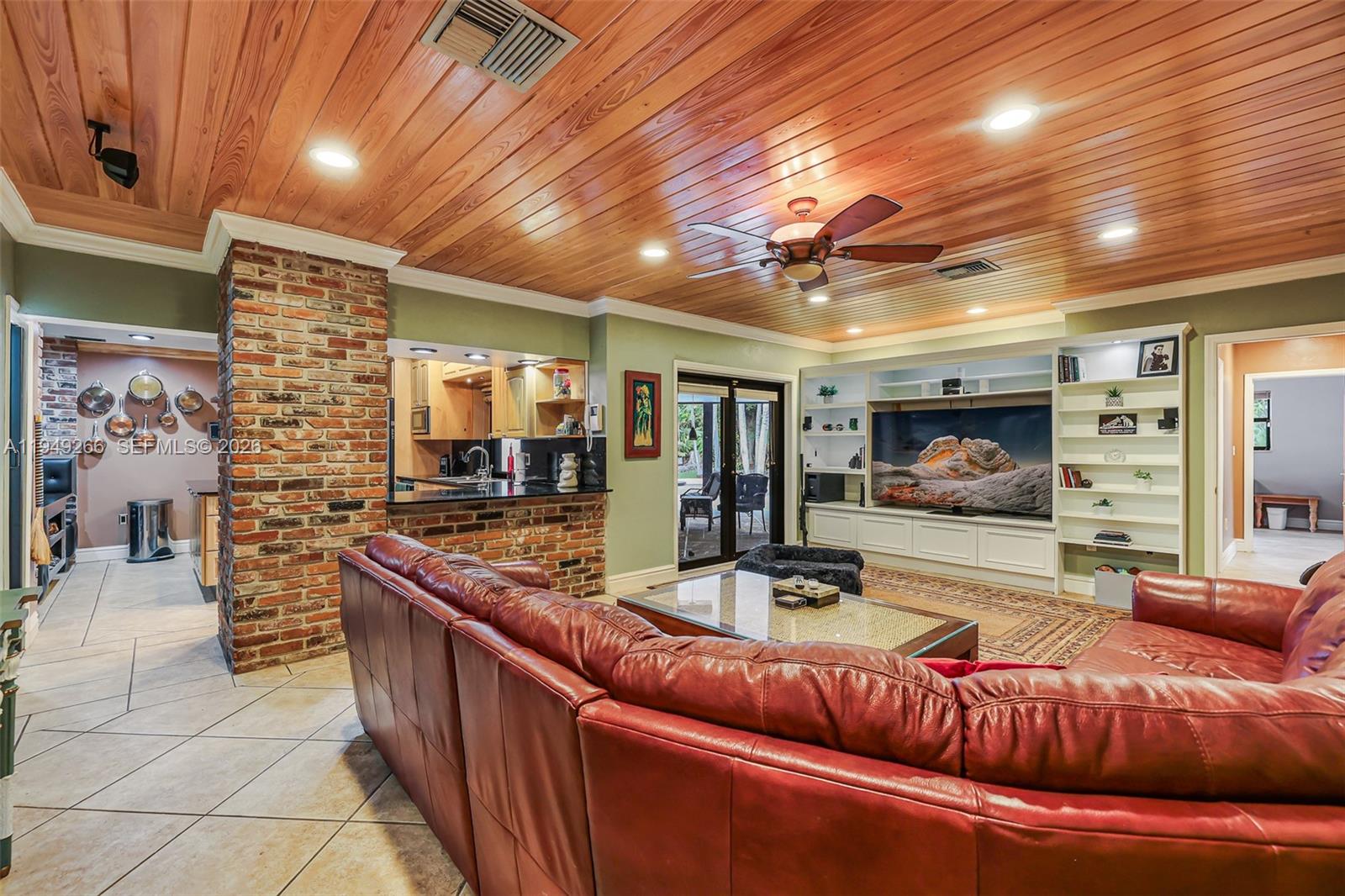 Redland SFH 5 acres - Residential