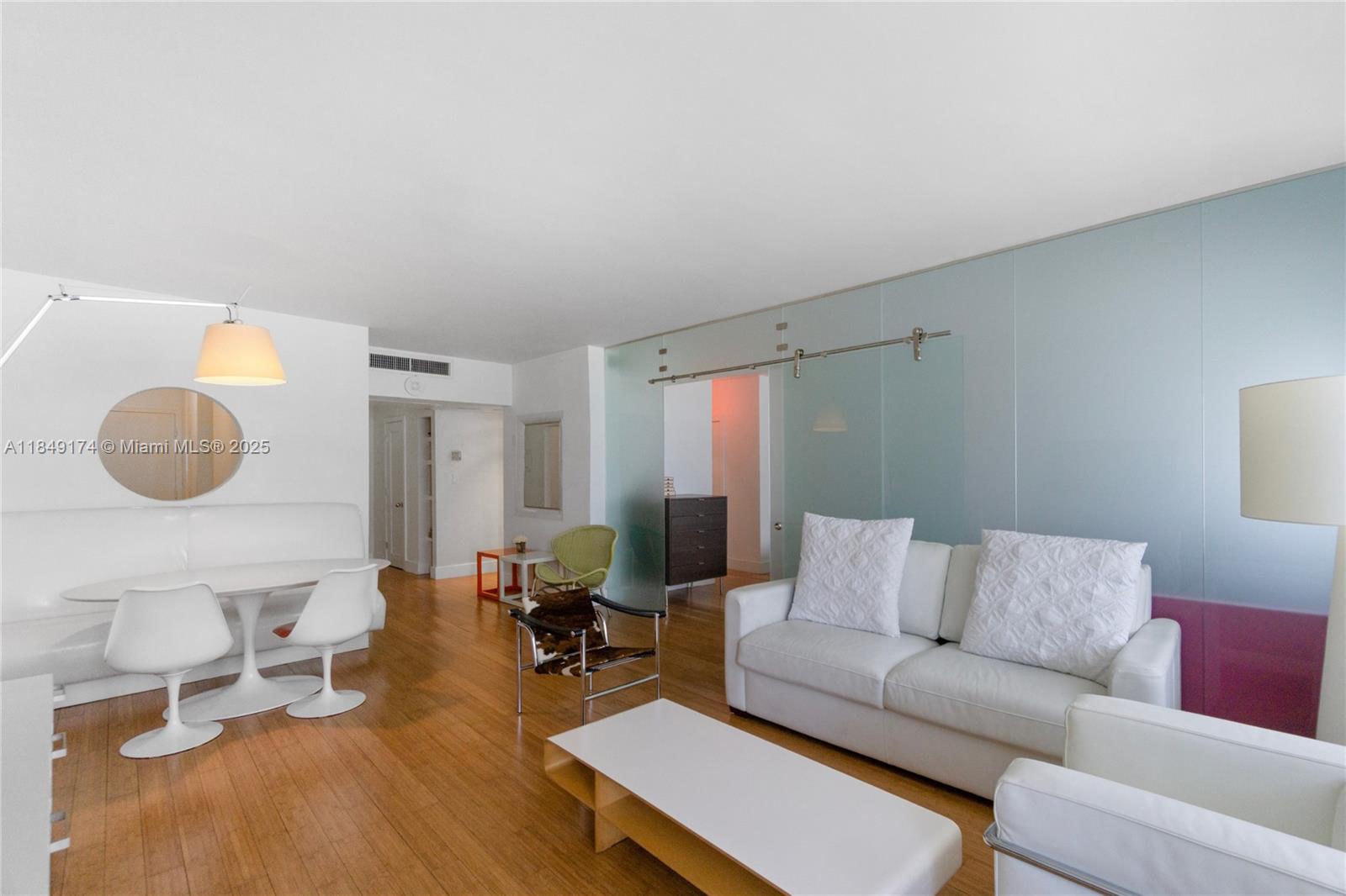 Gorgeous and charming 1 bedroom 2 full bathroom apartment at 100 Lincoln rd.
The apartment features separate kitchen, ceramic floor all over, cozy furniture, 2 beds in the bedroom, 1 walk-in shower and 1 bathtub, oversize balcony with lateral ocean view. It can be rented by month, by season of for a longer period, price changes depending on the season and the length of the stay. $4000 to $5500/mo plus 14% taxes.
Prime ocean front location just walking distance to everything of interest in South Beach.