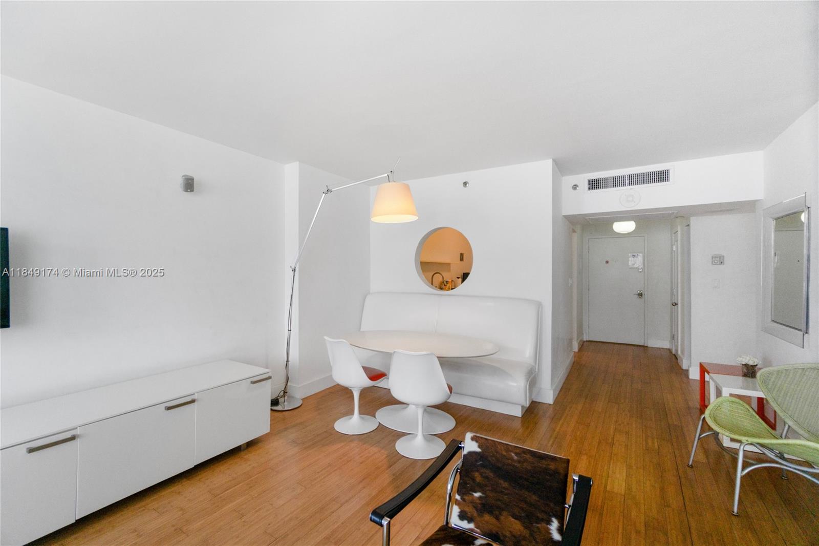 100 Lincoln Rd 923