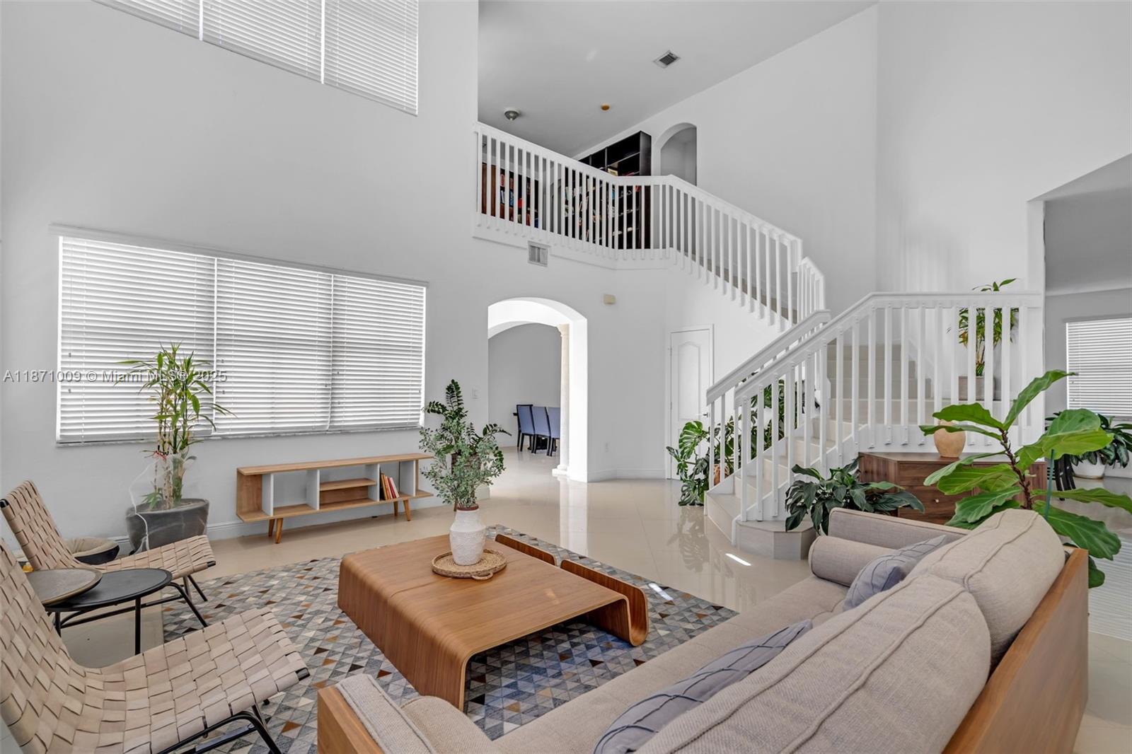 GALAPAGOS II - Residential