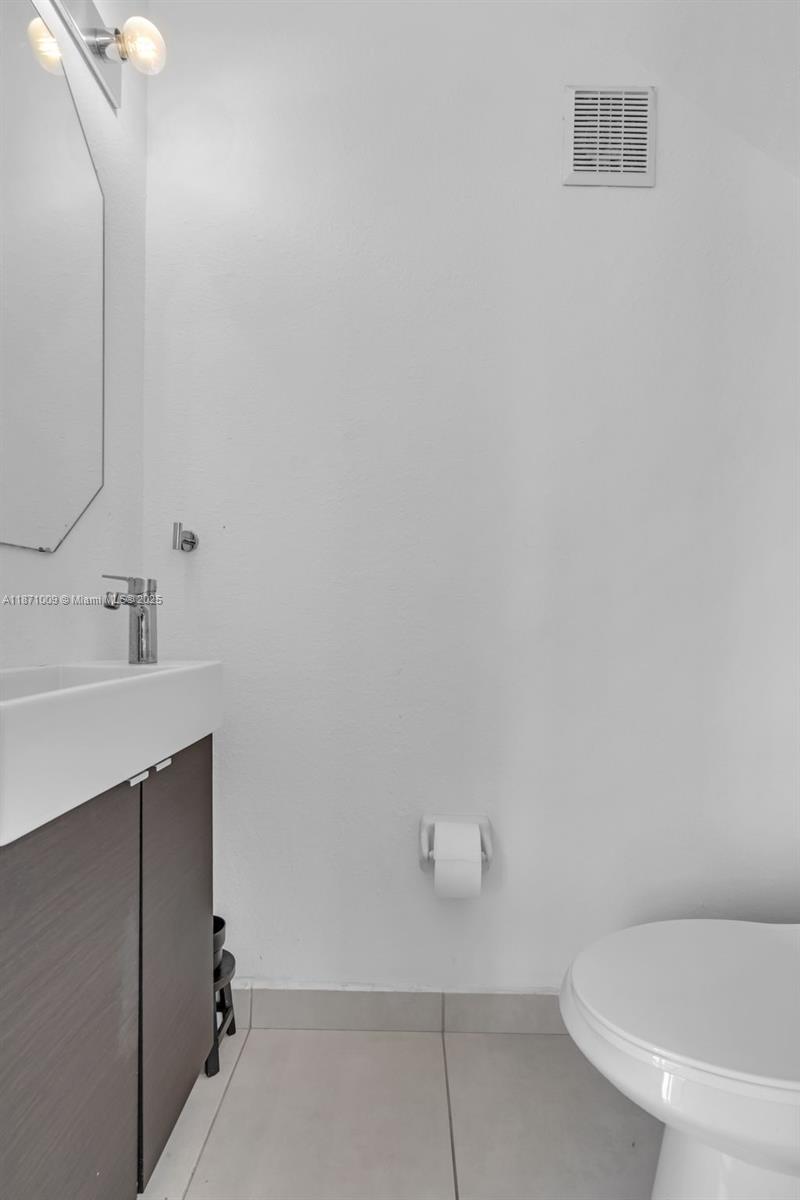 GALAPAGOS II - Residential