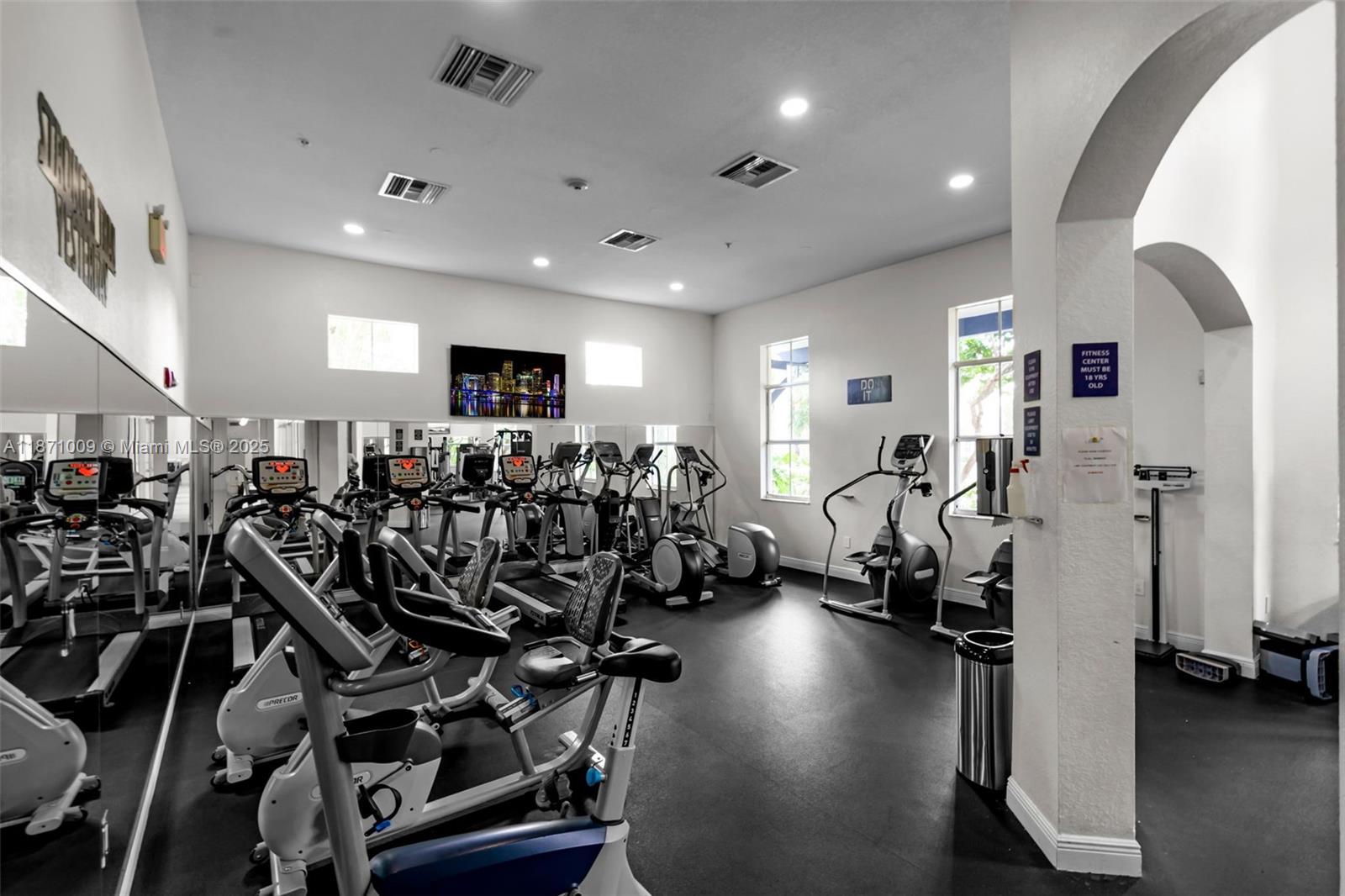 GALAPAGOS II - Residential