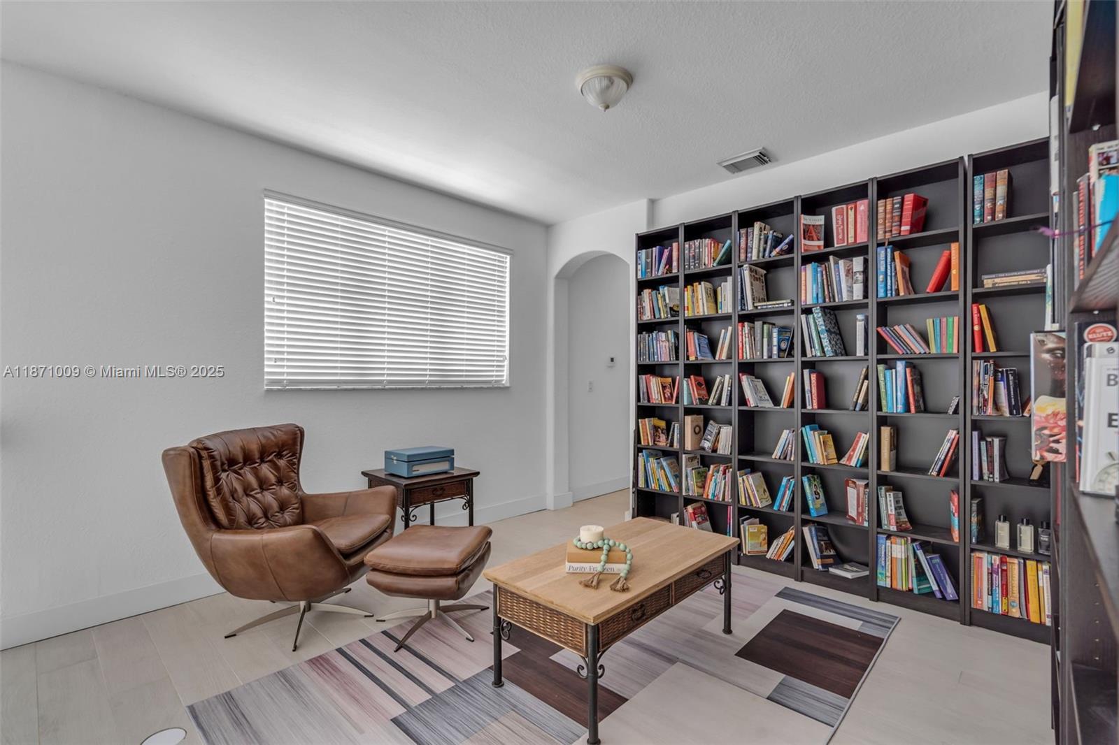 GALAPAGOS II - Residential