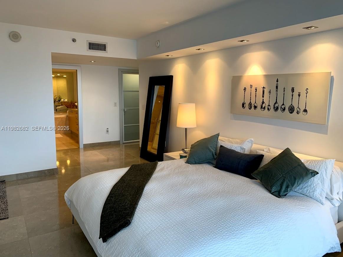 BEACH CLUB TWO CONDO - Residential