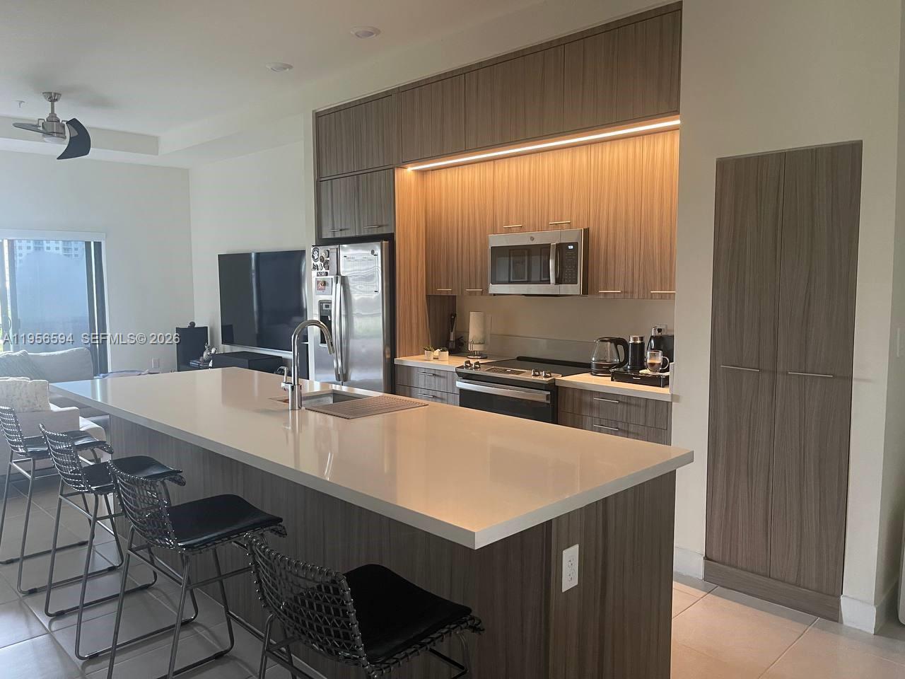 GRAND BAY SOUTH VILLAS - Residential Lease