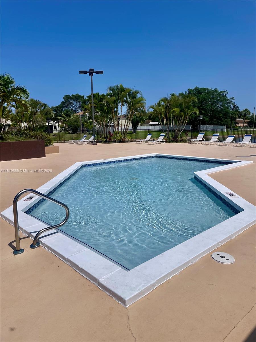 CENTURA PARC - Residential
