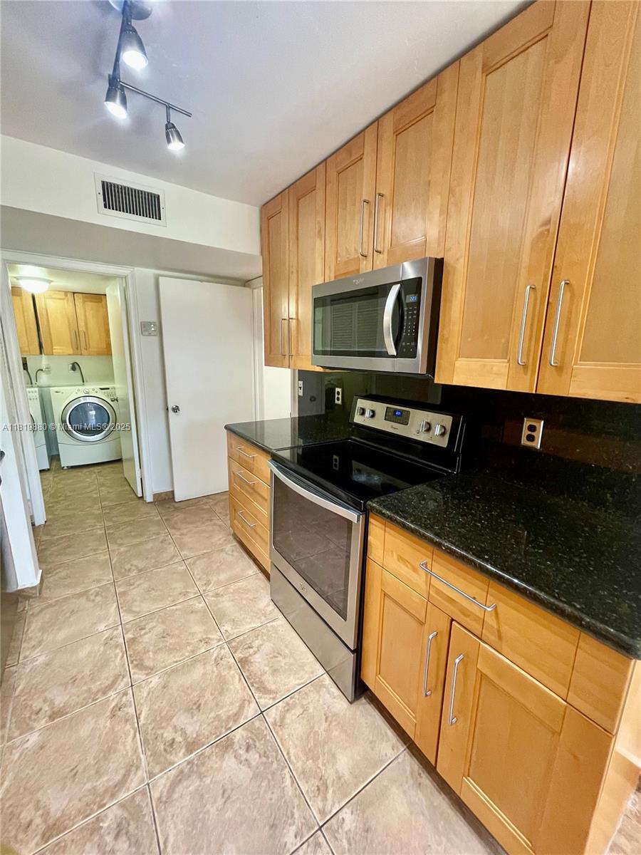 CENTURA PARC - Residential