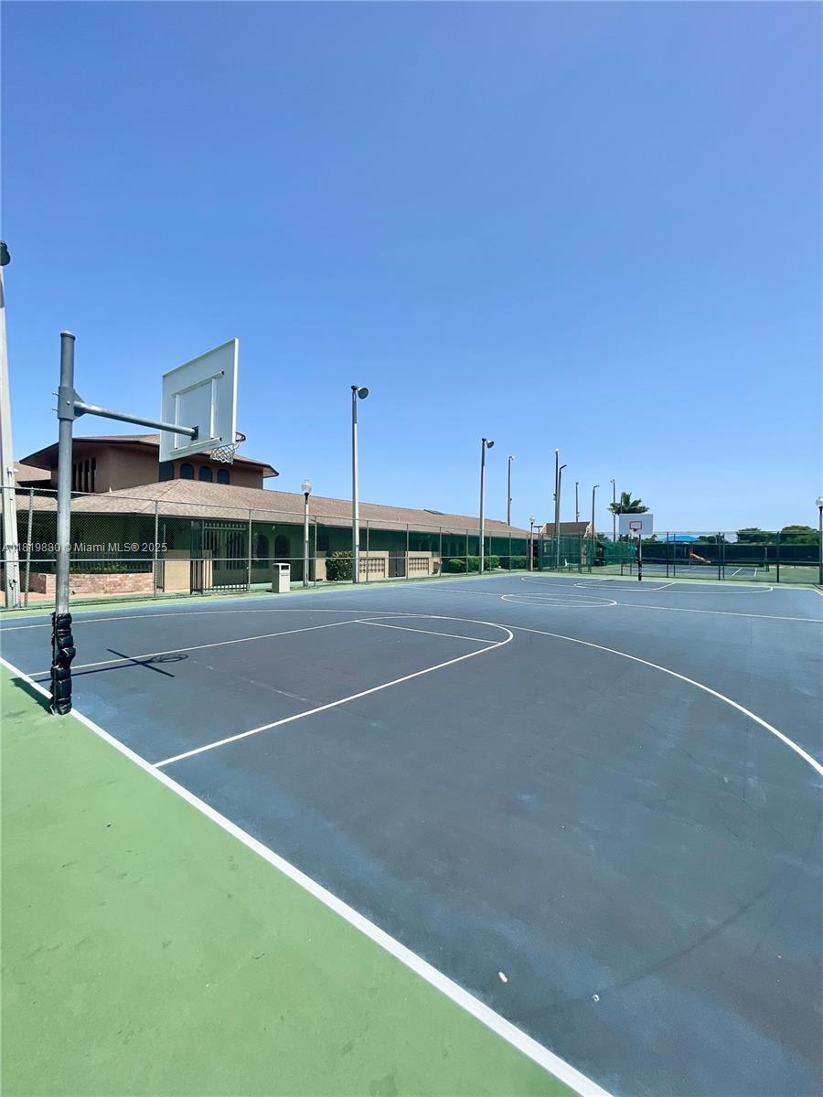 CENTURA PARC - Residential