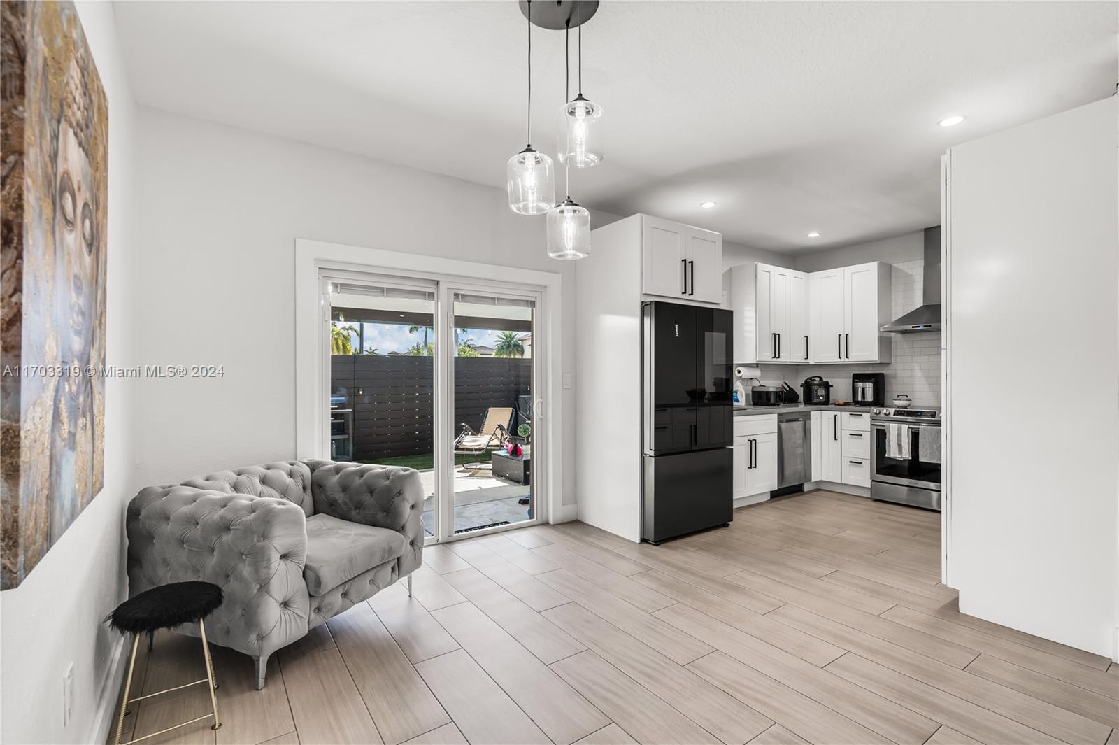 LAKES BY THE BAY GEE - Residential