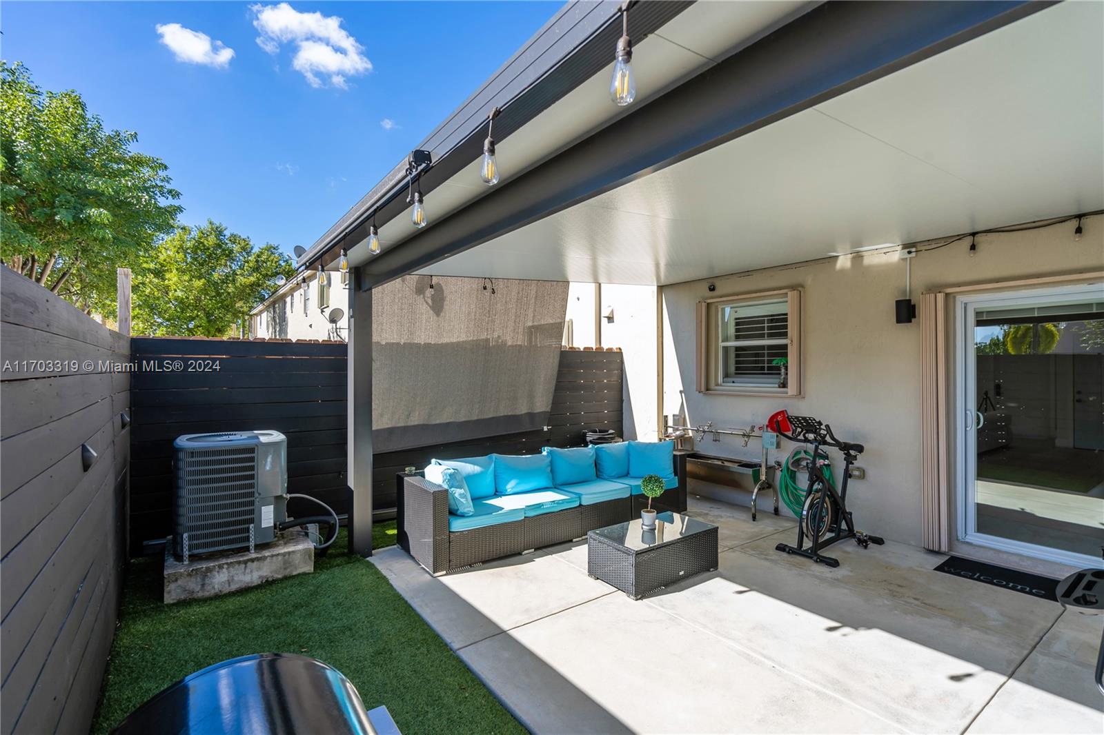 LAKES BY THE BAY GEE - Residential