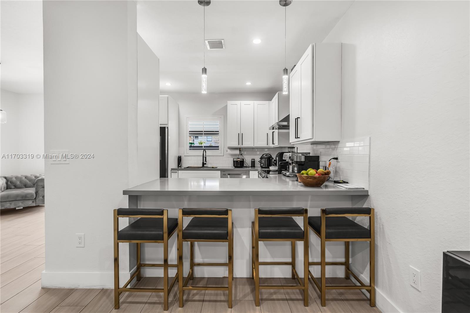 LAKES BY THE BAY GEE - Residential