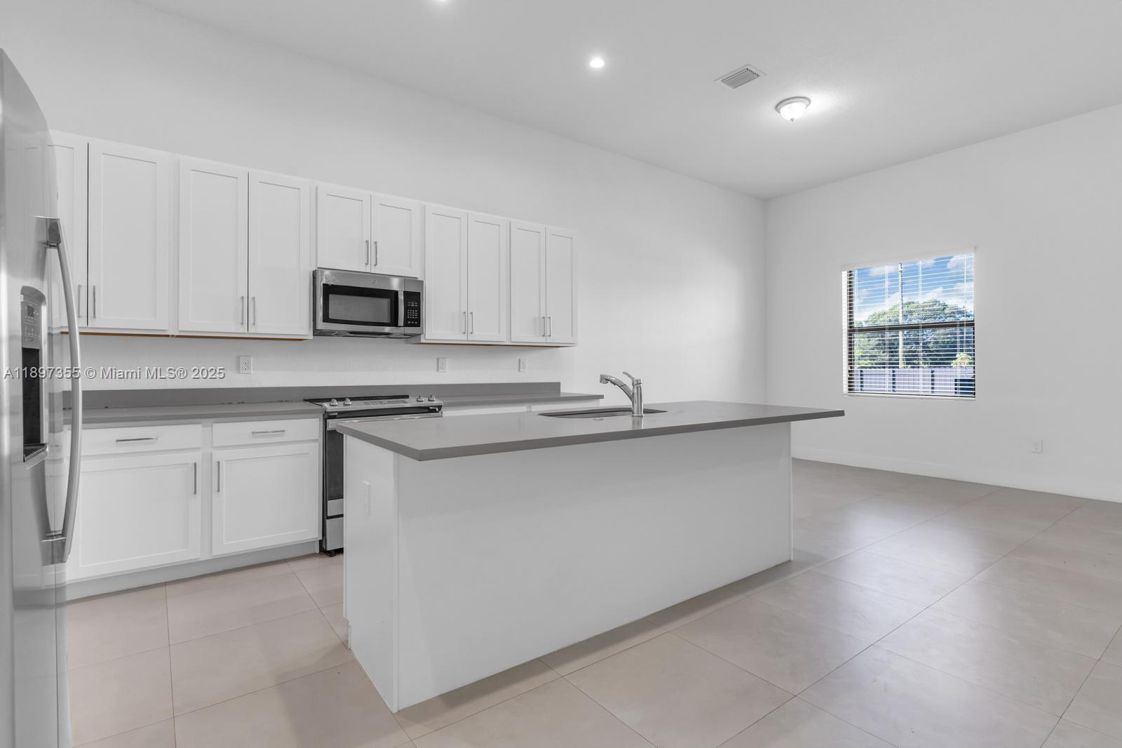 CENTURY ROYAL HOMES - Residential