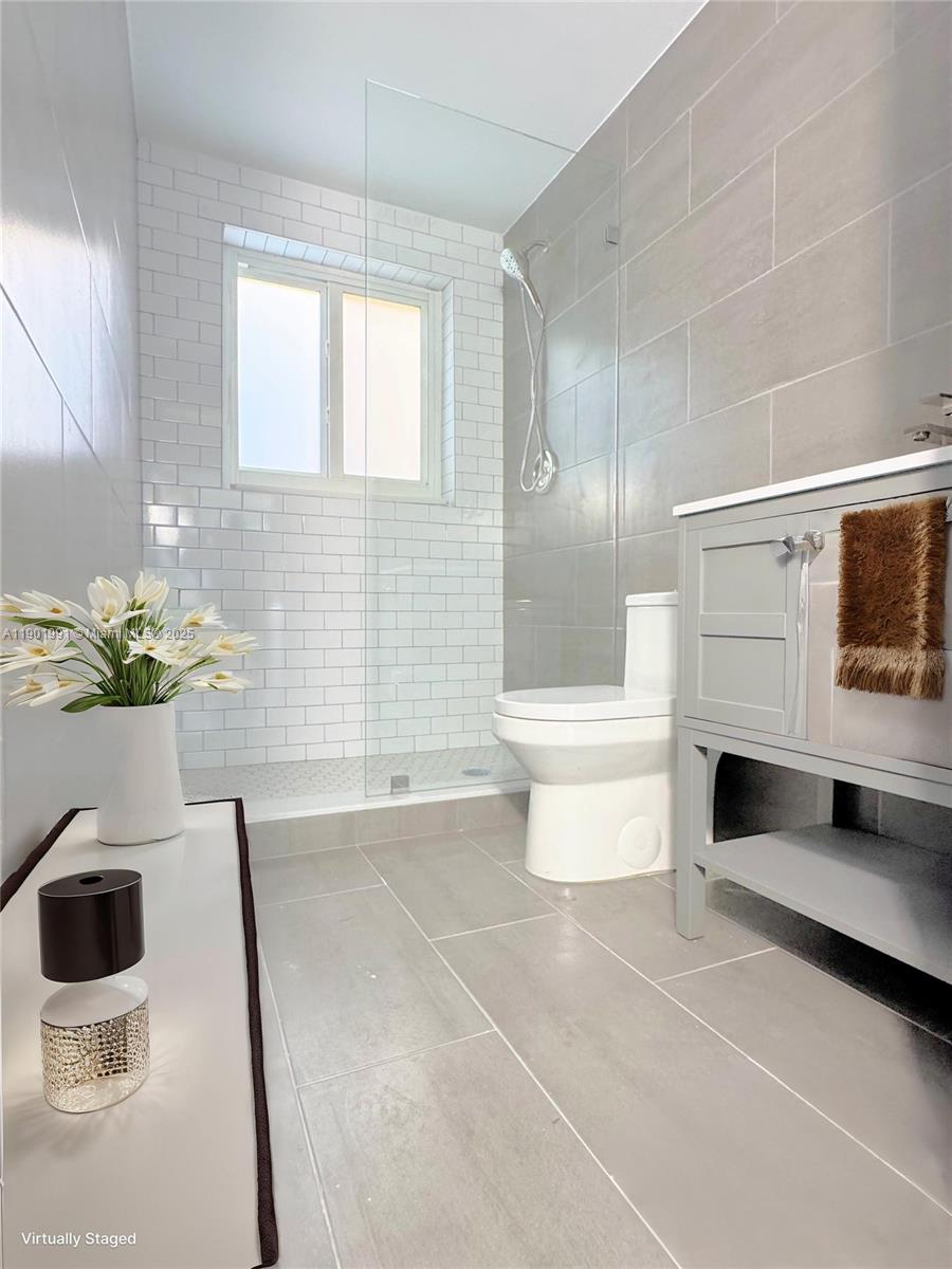 BEN-MOL CONDO - Residential Lease