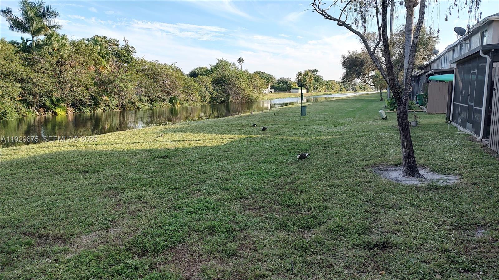 FLAMINGO GARDENS - Residential Lease