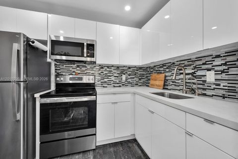 1051 SW 1st St 401 Miami FL 33130
