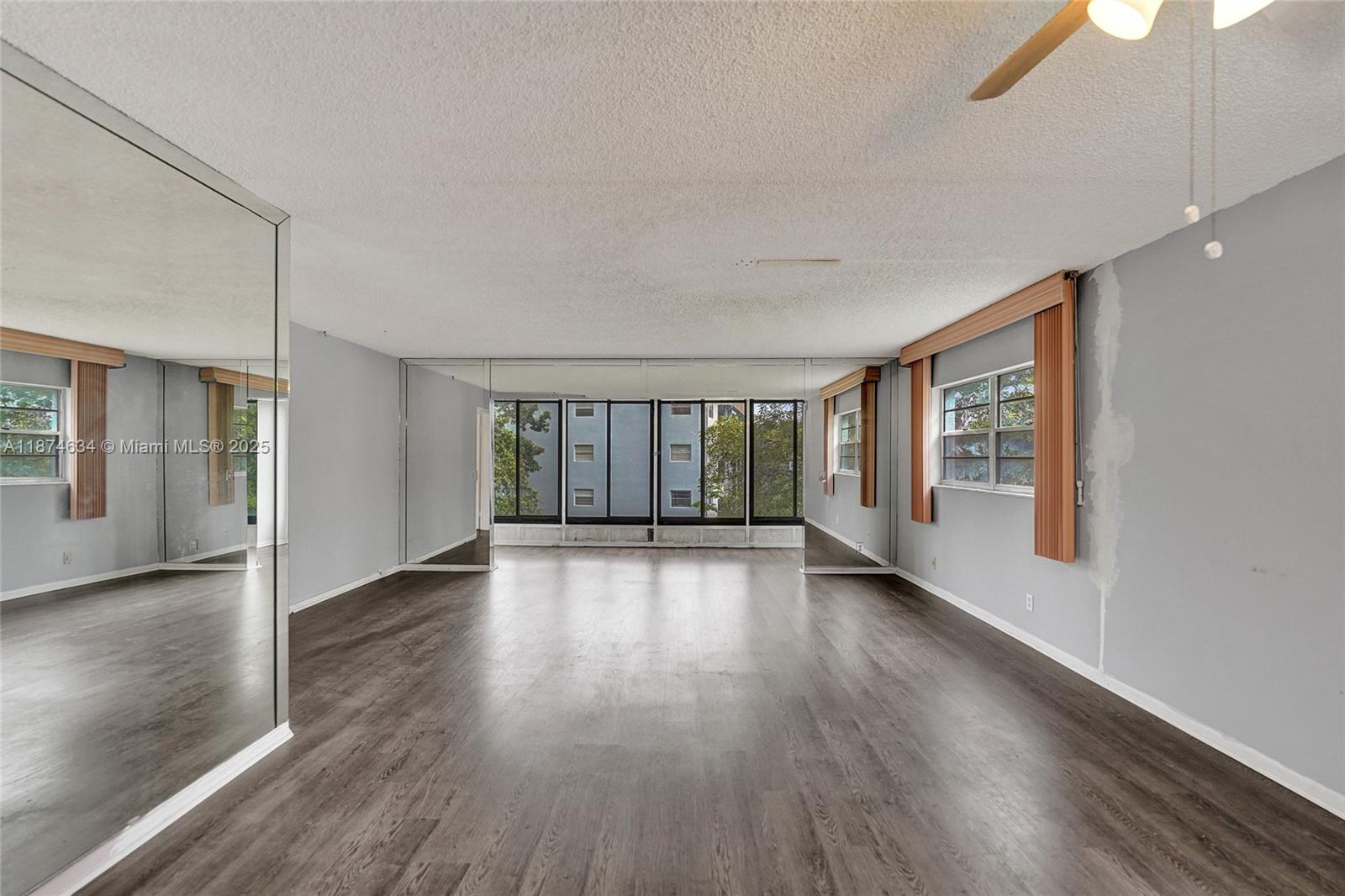 BUCKINGHAM EAST AT CENTUR - Residential