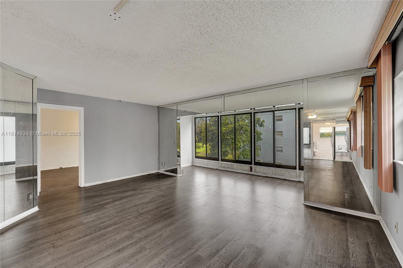 BUCKINGHAM EAST AT CENTUR - Residential