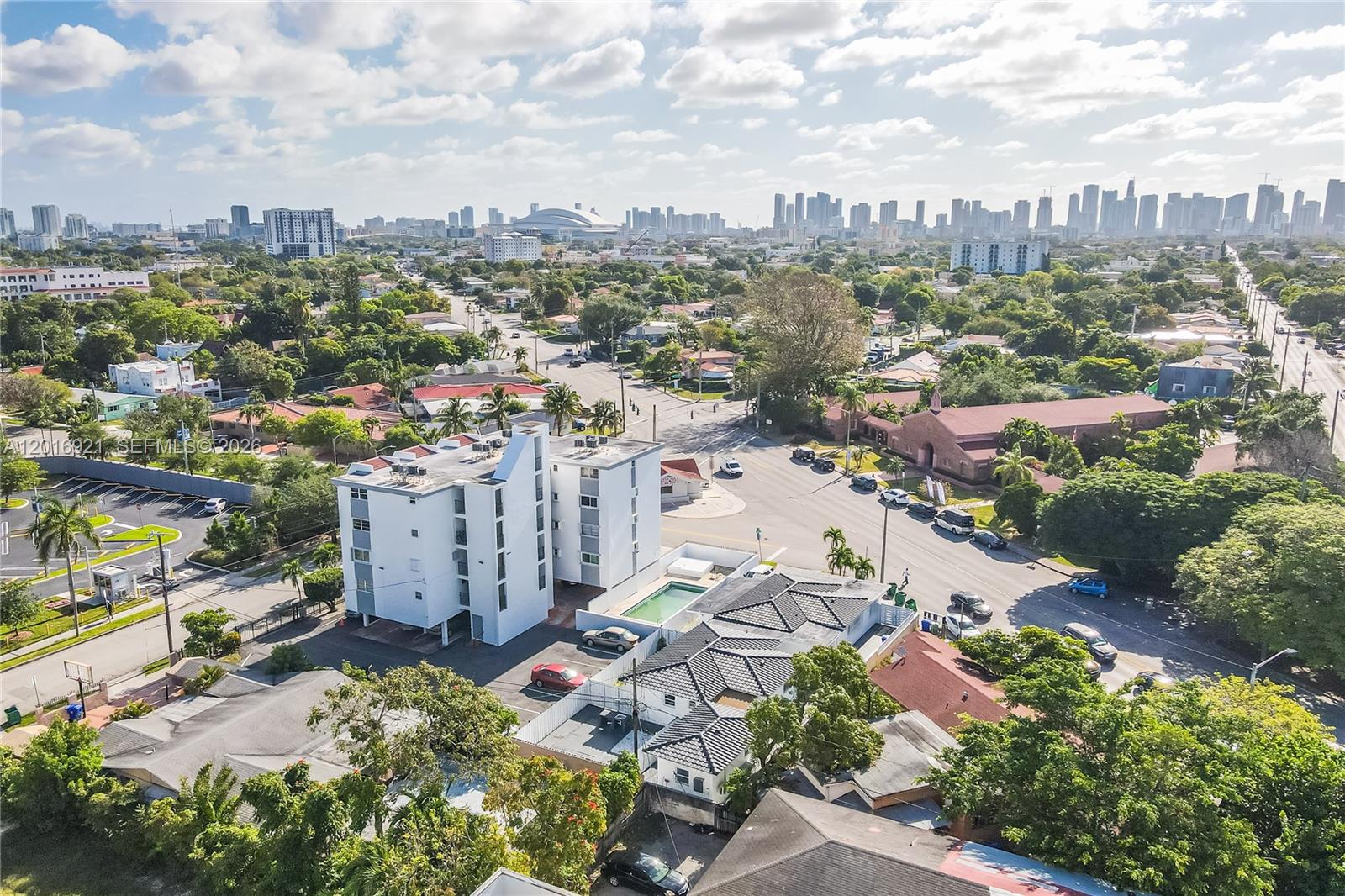 BEACON MANOR - Residential Lease