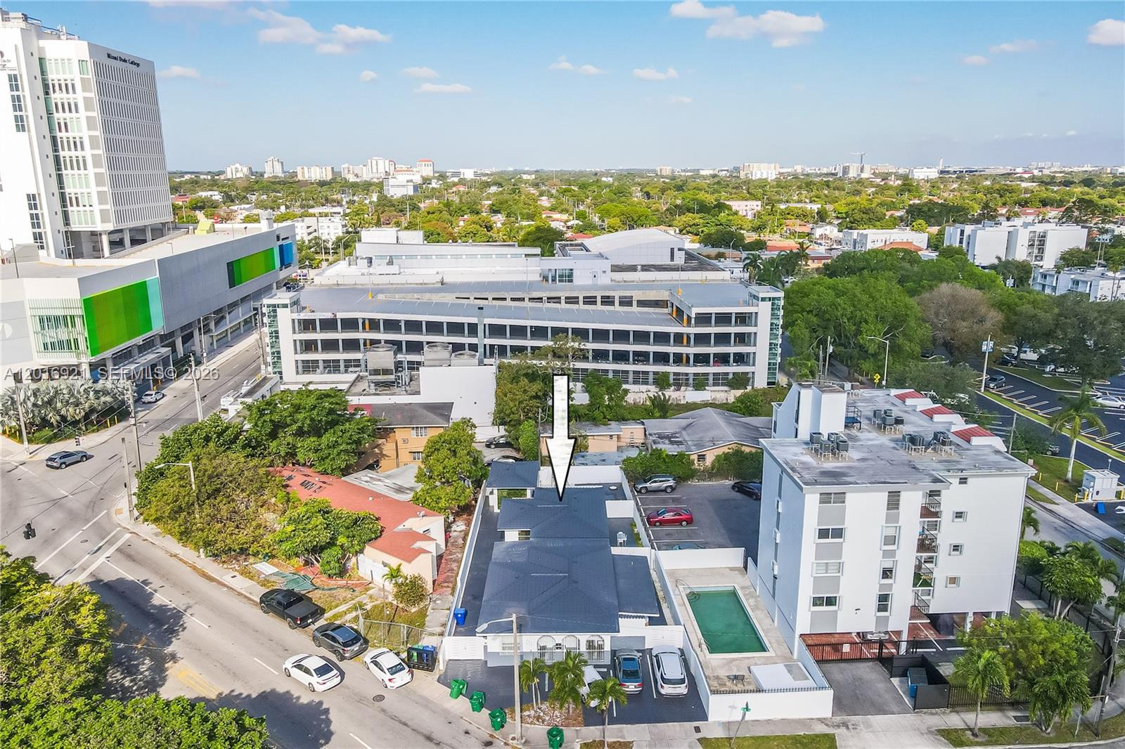 BEACON MANOR - Residential Lease