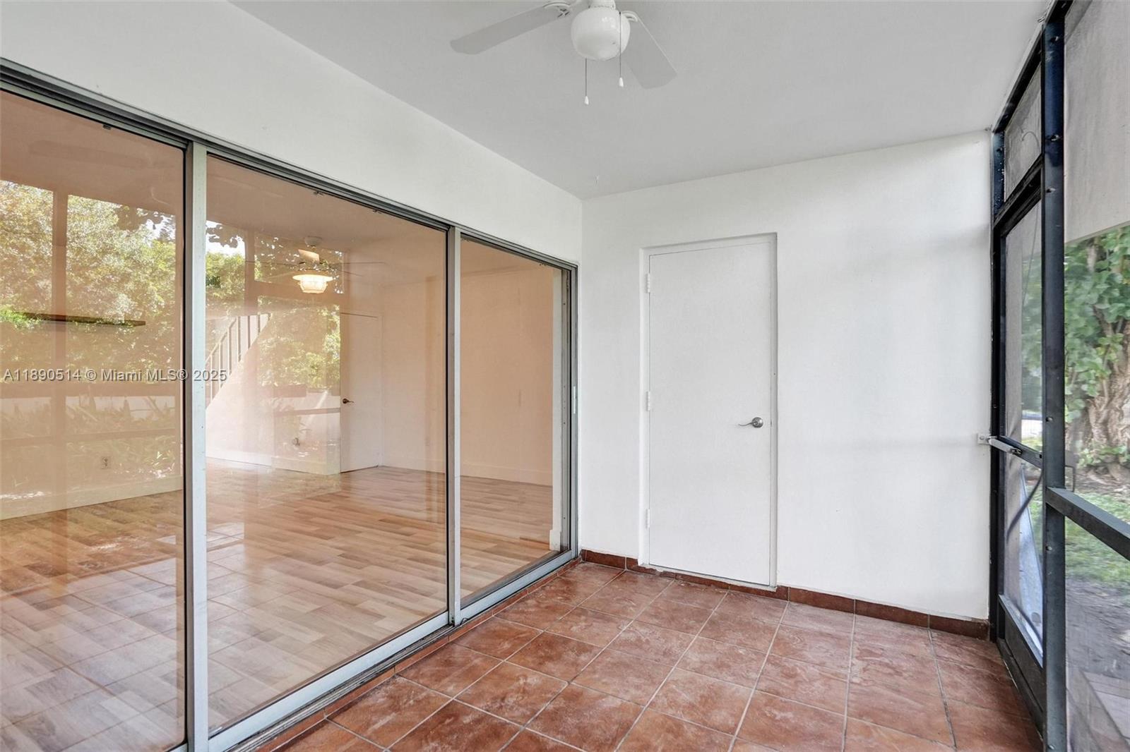 MANORS TOWNHOUSE 8-9 COND - Residential