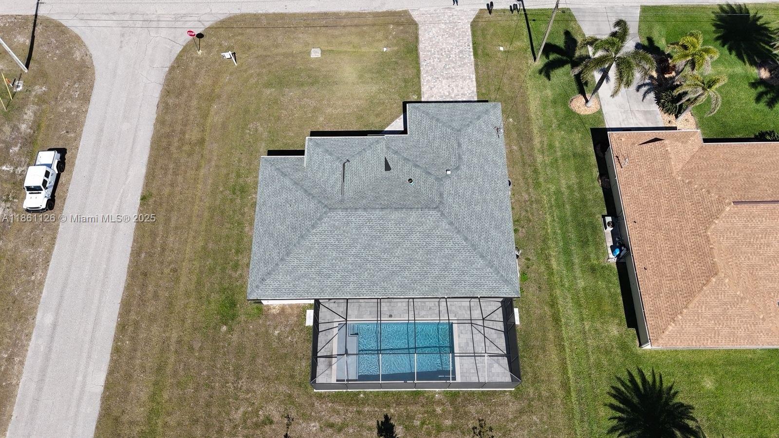 2153 NW 18