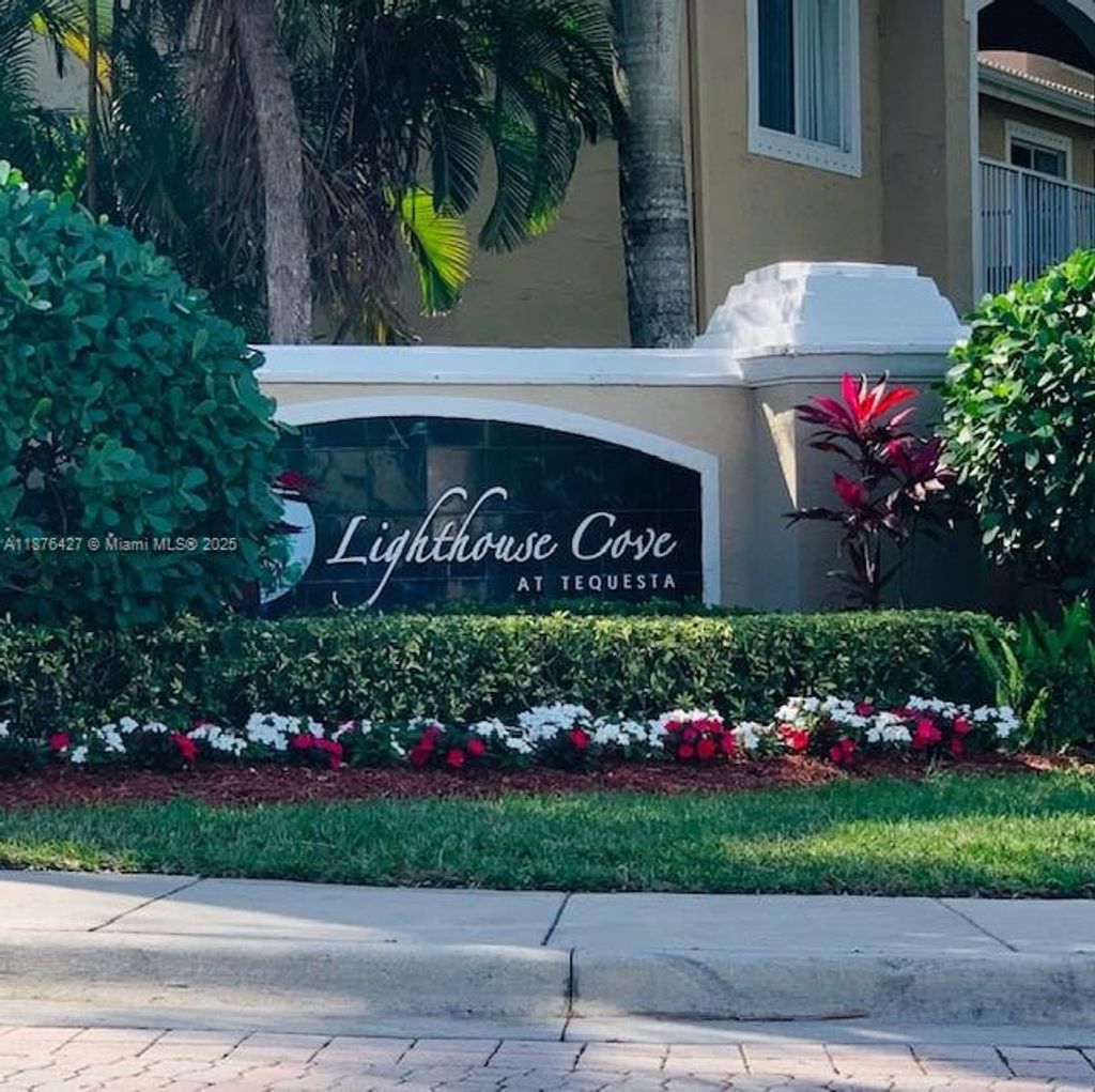 Photo of 260 Village Blvd #5203, Tequesta, FL 33469 (MLS # A11876427)