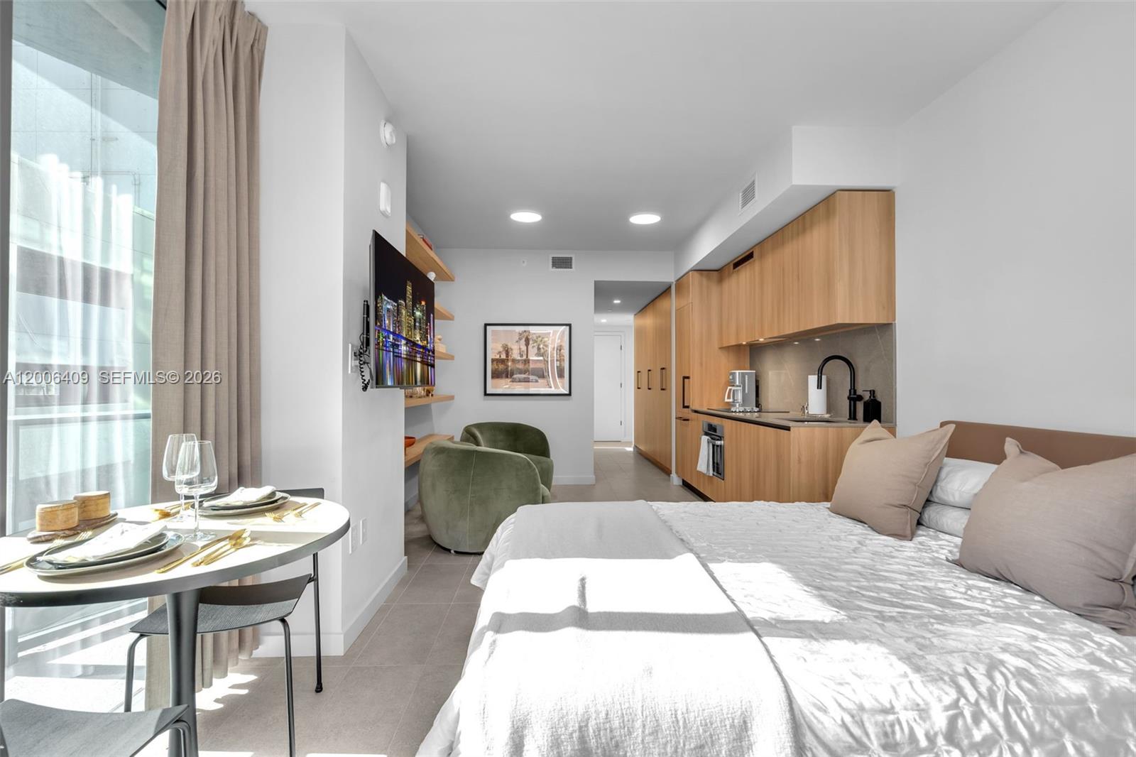 501 First Residences - Residential